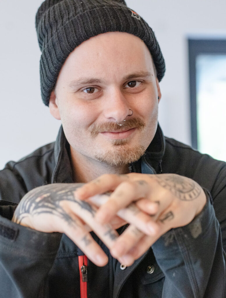 Jurij Rixen, Geschäftsführer des Dachdeckerbetriebs in Moos – persönliche Beratung für individuelle Dachprojekte.